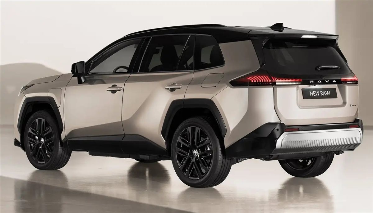 تويوتا RAV 4