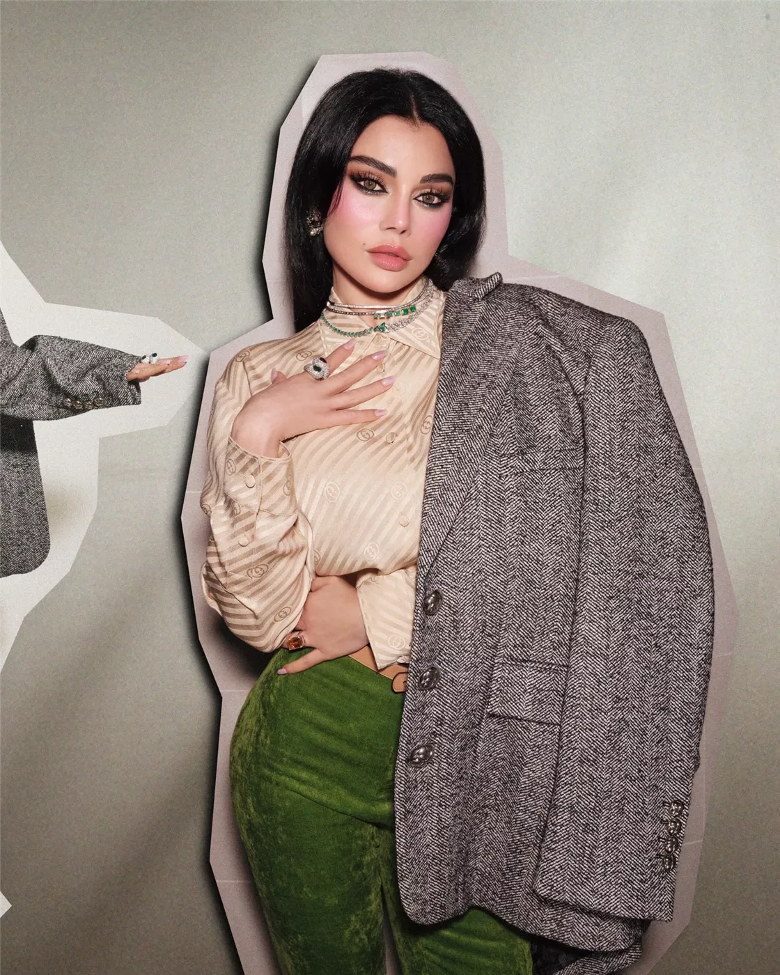 إطلالة هيفاء وهبي في عيد الفصح