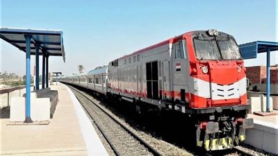 «السكك الحديد» إتاحة حجز التذاكر عبر موقع الهيئة وتطبيق الهاتف المحمول