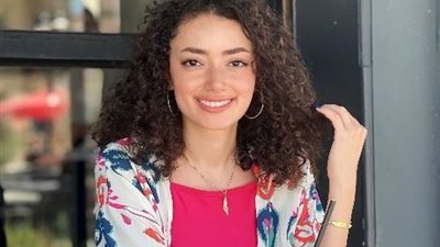 لسه في أمل.. ابتسامه طفلتين تستعيد الأمل من جديد لبليستيا العقاد