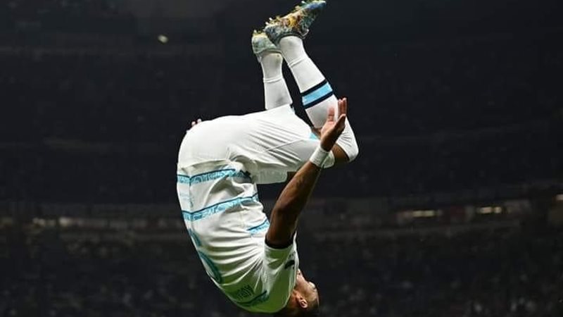 F85E6C32-CC2C-4BA3-AE45-D42BA69C7EBE