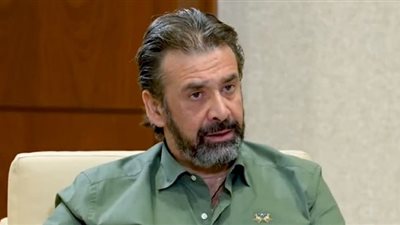 دنيا سمير غانم  تنعي كريم عبدالعزيز في وفاه والدته