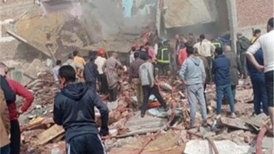 ارتفاع ضحايا عقار الورديان إلى 6 وفيات و5 إصابات بالإسكندرية