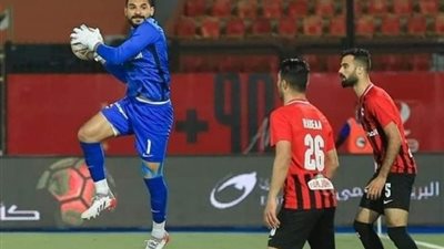 مؤتمر الحارس: مواجهة الجماهير في الجزائر وتجارب المباريات في مصر