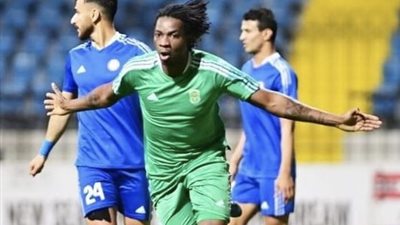 تألق مابولولو يقود الاتحاد للفوز على سموحة في الدوري