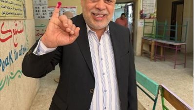 أشرف ذكي يدلي بصوته في الأنتخابات الرئاسية
