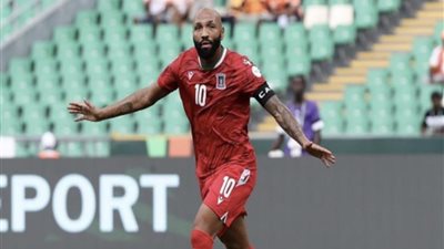 من الشهرة إلى الاستبعاد: كيف تحول هداف القارة إلى خارج قائمة المنتخب؟