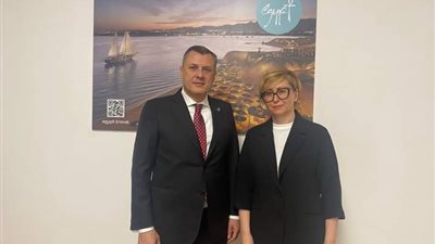 وزير السياحة يزور موسكو لمناقشة سبل جذب السياحة في مصر