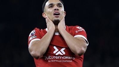 أخبار سيئة لليفربول: تفاقم إصابة أرنولد وغيابه يلوح في الأفق