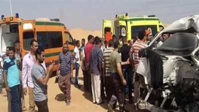 بالأسماء.. إصابة 13 شخصا في حادث تصادم أعلي كورنيش حلوان