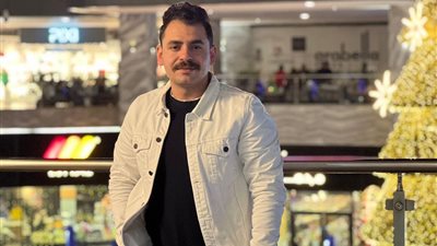 رشوان يهنئ النقيب أحمد محمد نجيب بمناسبة عقد قران سيادته