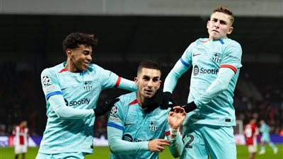 دراما في الـ 90: أنتويرب يفجر المفاجأة بفوز تاريخي على برشلونة في الأبطال