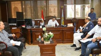 محافظ الغربية يلتقى بأعضاء مجلسي الشيوخ والنواب لتلقي طلبات المواطنين 