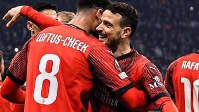 ميلان يقسو علي رين بثلاثيه نظيفه في الدوري الأوروبي 