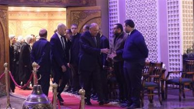 توافد عدد كبير إلى عزاء المهندس مدحت شليق