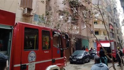 الدفع بـ 3 سيارات إطفاء..  إخماد حريق شقة سكنية و مصرع طفلين بالسلام