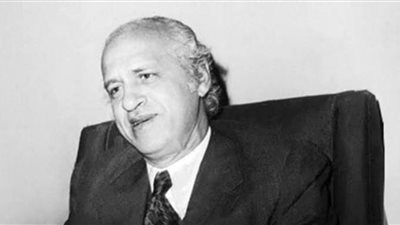 توفي على مكتبه.. أبرز المحطات التاريخية في حياة أحمد فؤاد
