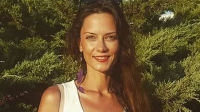 ممثلة تركية تنهي حياتها بمسدس والدها