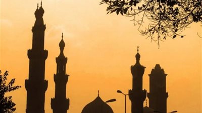 اليوم الرابع والعشرين.. تعرف على مواقيت الصلاة وعدد ساعات الصوم 