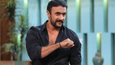 أحمد العوضي يكشف عن البوستر الرسمي لفيلمه الجديد 