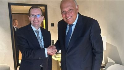 وزيرا الخارجية المصرية والنرويجية يناقشا حلول للأزمة الفلسطينية