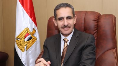 محافظ الغربية يتابع أعمال الرصف والتطوير بالمحافظة