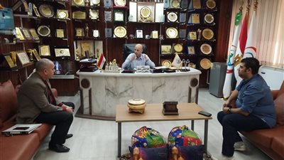 اجتماع بين وكيل صحة بالشرقية والقائم بأعمال مدير مستشفى منيا القمح الجديد.. تفاصيل