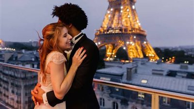 عروض الزواج وبرج إيفل علاقة لا تنتهي