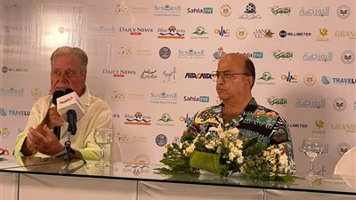 حسين فهمي : كسرت قاعدة الانتقادات فيلم 