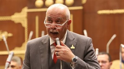 الجندي يطالب بتطوير صناعة النقل البحري وإنشاء خطوط ملاحية جديدة مع أفريقيا