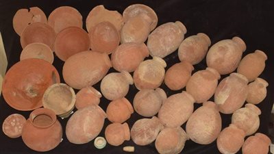 الكشف عن عدد من الأبنية والدفنات من العصور المتأخرة بمحافظة أسيوط