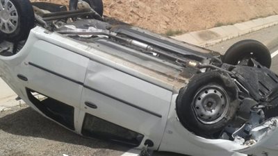 إصابة 3 أشخاص جراء حادث انقلاب فى الفيوم