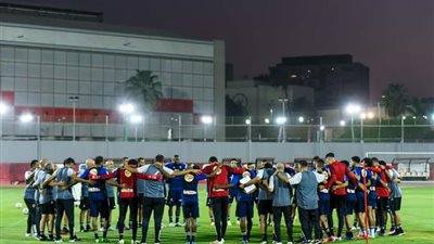 الأهلي يخشى المفاجآت عندما يلاقي سان جورج الإثيوبي الليلة