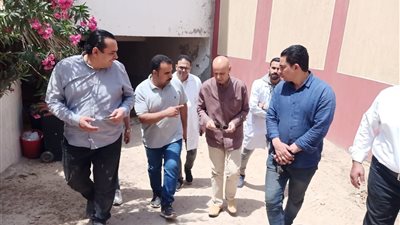جولة تفقدية لمدير الصحة بالشرقية داخل مستشفى الزقازيق العام
