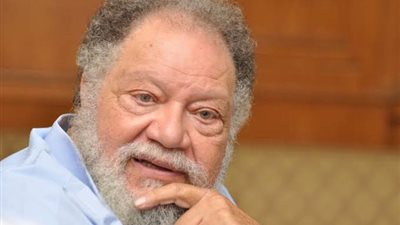 عتبات البهجة آخرهم.. أبرز أعمال الفنان القدير 