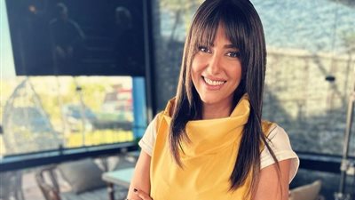 حنان مطاوع تعبر عن سعادتها بتكريمها من مهرجان الإسكندرية