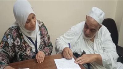 تقديم تسهيلات لكبار السن والحالات المرضية فى الجوازات