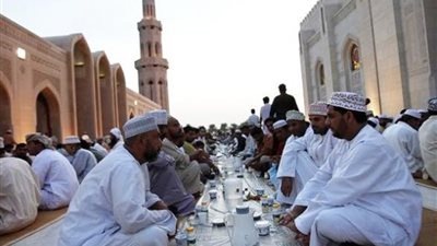 دول الخليج تستقبل روحانيات رمضان بـ 8 طلقات