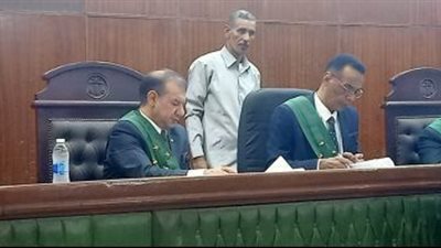 انهيار أحد المتهمين بقضية 