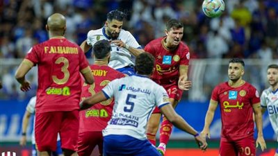 الهلال يقع في فخ الهزيمة أمام العدالة بثنائية في الدوري السعودي