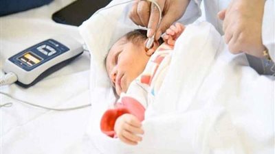  الصحة: فحص 4 ملايين و581 ألف طفل بمبادرة الكشف المبكر عن ضعف وفقدان السمع