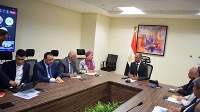 نائب وزير الإسكان يستعرض حجم إنتاج الحمأة من محطات معالجة الصرف الصحي