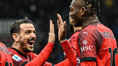 ميلان يتعادل إيجابيآ أمام أتالانتا فى الدورى الإيطالي