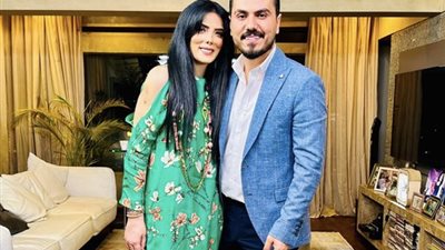 حورية فرغلي تحتفل بخطبتها على الإعلامي نزار الفارس