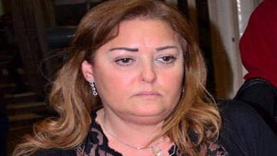 نهال عنبر: أسألكم الدعاء في وفاة الفنانة الجميلة شيرين سيف النصر