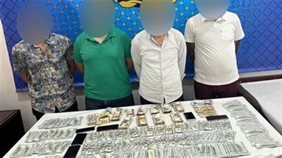 سقوط عصابة الإتجار غير المشروع في النقد الأجنبي بالنزهة