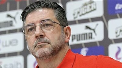 ملف الحراس: فيتوريا يكشف تفاصيل قراراته حول الشناوي وصبحي واستبعاد الشحات