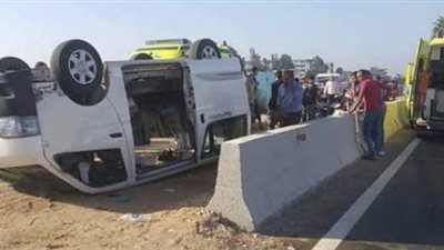 إصابة 9 أشخاص في حادث انقلاب سيارة ميكروباص أعلى محور 26 يوليو