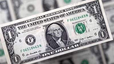 ارتفاع طفيف بسعر الدولار اليوم في مختلف البنوك المصرية