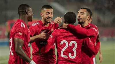 في قمة الليلة.. التشكيل المتوقع للأهلي ضد بيراميدز بالدوري 